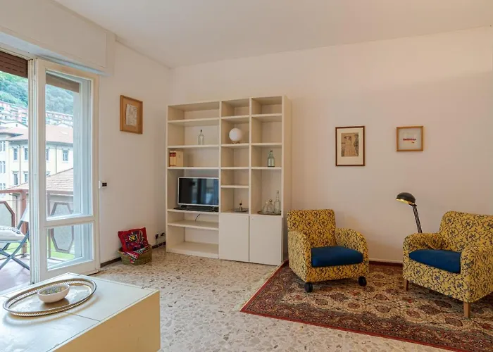 Lovely & Quiet - With Balcony & Parking * Como