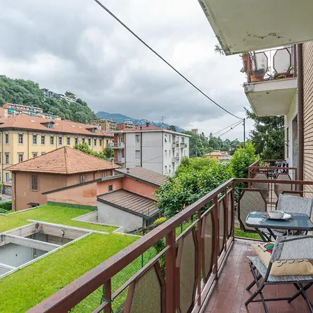 Lovely & Quiet - With Balcony & Parking *